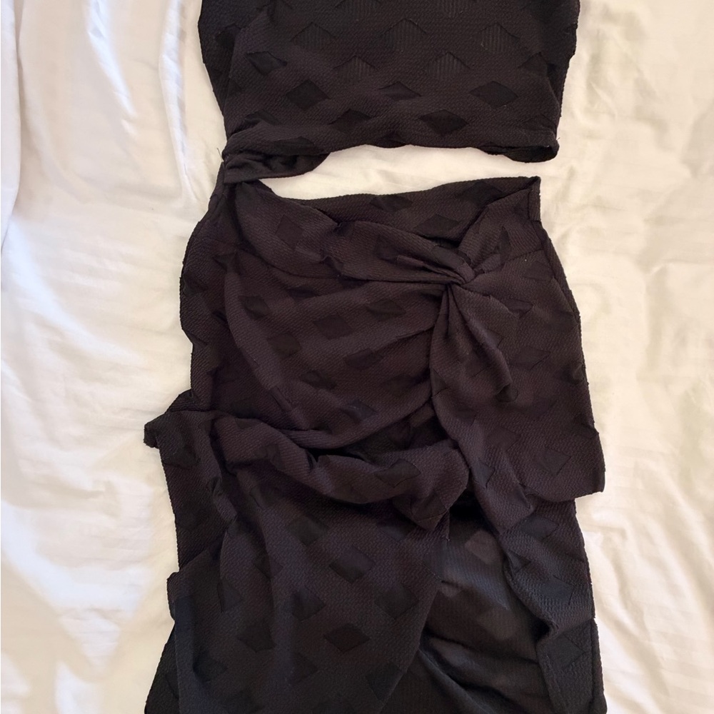 Black Mesh Two-Piece Set - Picture 4 of 4